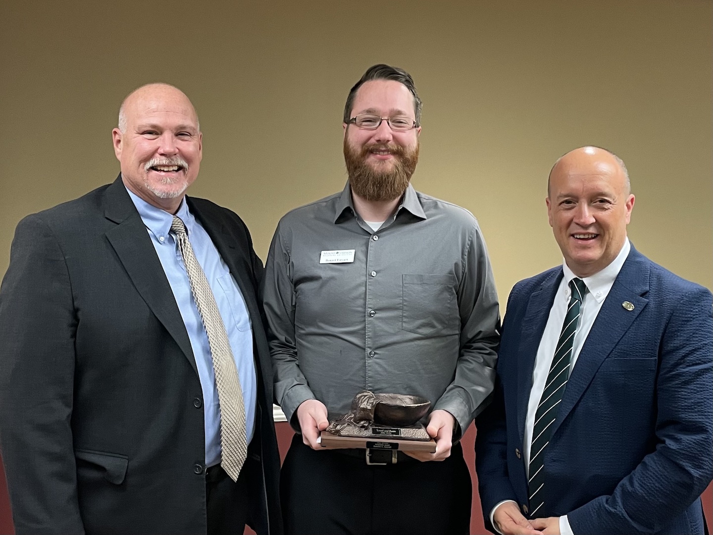 Benzel A. Enyart, center, was presented the 2023 MVNU Board of Trustees Hospitality Award in recognition for his gracious and hospitable service to faculty, staff, students, and the public. He is pictured with Rev. Ed Phillips, Board Chair, left; and MVNU President Dr. Carson Castleman, right.
