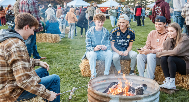 MVNU Mount Vernon Nazarene University Fall Students Oktoberfest