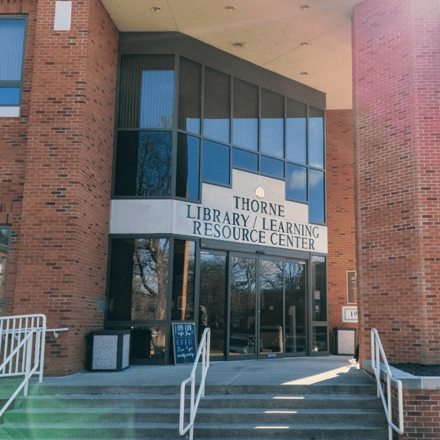 Thorne library campus Mount Vernon Nazarene University